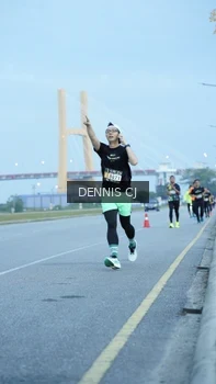 Runner Photo 2072243