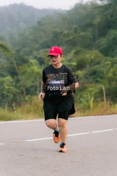 Runner Photo 2072259