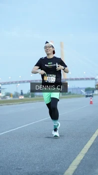 Runner Photo 2072297