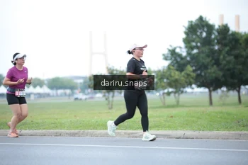Runner Photo 2072326