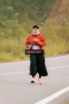 Runner Photo 2072422
