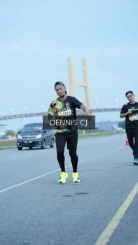 Runner Photo 2072428