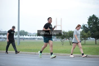 Runner Photo 2072484