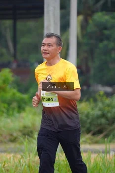 Runner Photo 2072544