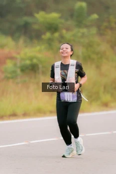 Runner Photo 2072550