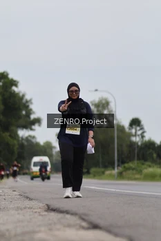 Runner Photo 2072560