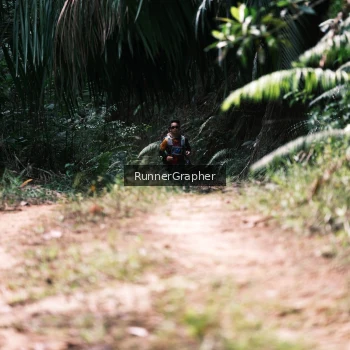 Runner Photo 2072575