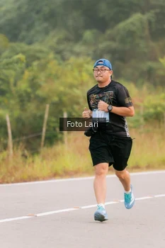 Runner Photo 2072635