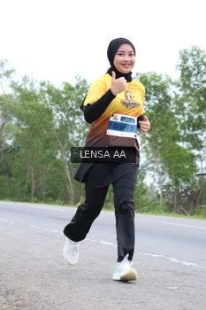 Runner Photo 2072640