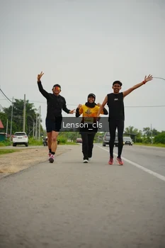 Runner Photo 2072669