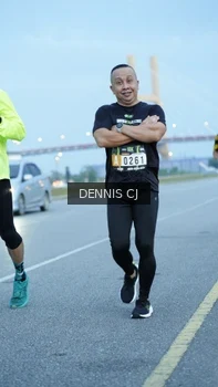 Runner Photo 2072706
