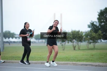 Runner Photo 2072720