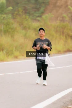 Runner Photo 2072738