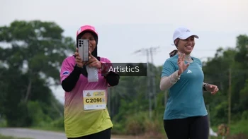 Runner Photo 2072742