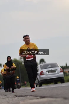 Runner Photo 2072755