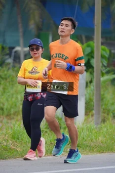 Runner Photo 2072783