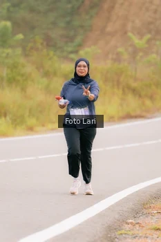 Runner Photo 2072817