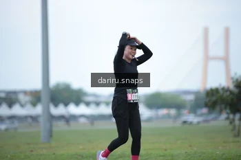 Runner Photo 2072859