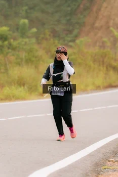 Runner Photo 2072876
