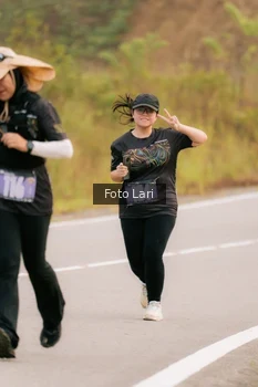 Runner Photo 2072937