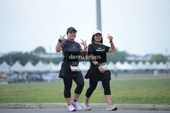 Runner Photo 2072981