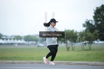 Runner Photo 2073003