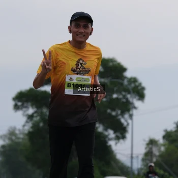 Runner Photo 2073018
