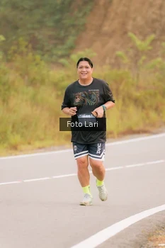Runner Photo 2073035