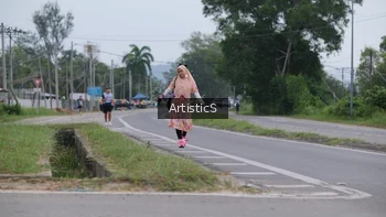Runner Photo 2073036