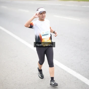 Runner Photo 2073042