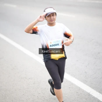 Runner Photo 2073050
