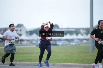 Runner Photo 2073072