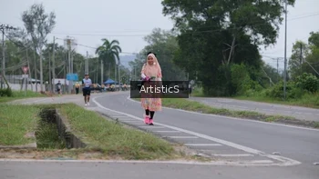 Runner Photo 2073075