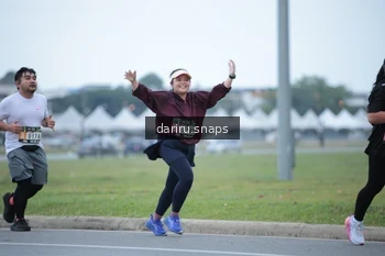 Runner Photo 2073078