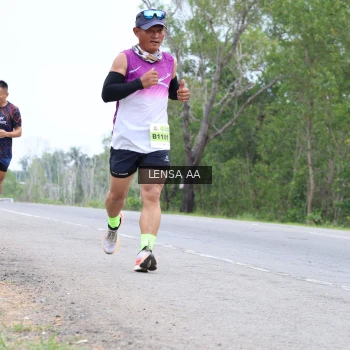 Runner Photo 2073085