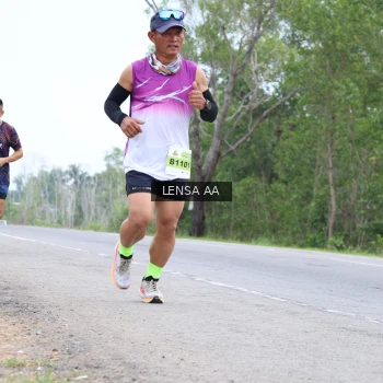 Runner Photo 2073086