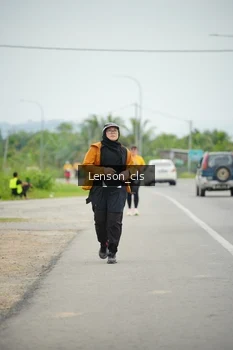 Runner Photo 2073159