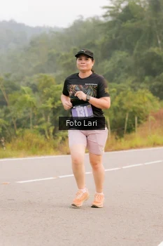 Runner Photo 2073166