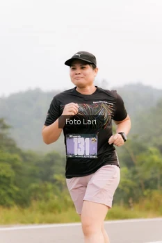 Runner Photo 2073170