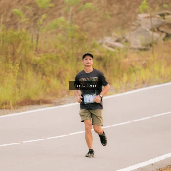 Runner Photo 2073186