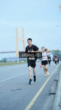 Runner Photo 2073191