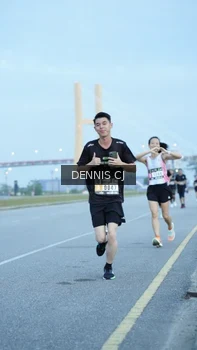Runner Photo 2073213