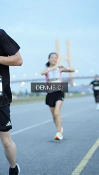 Runner Photo 2073230