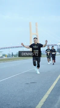 Runner Photo 2073298