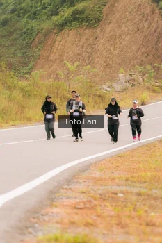 Runner Photo 2073311