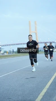 Runner Photo 2073316