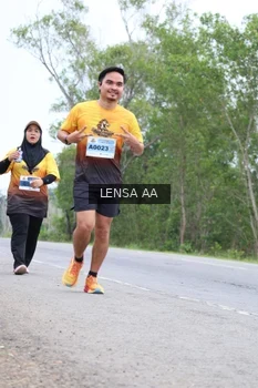 Runner Photo 2073345