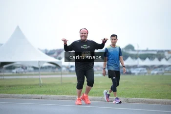 Runner Photo 2073401