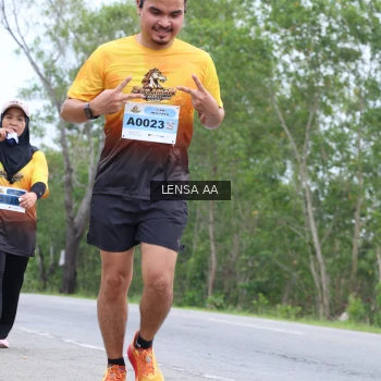 Runner Photo 2073413