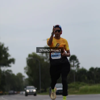 Runner Photo 2073416